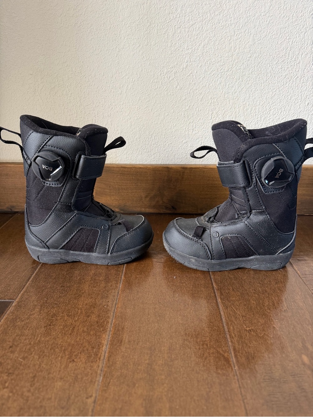 Kids Ride Snowboard Boots with BOA